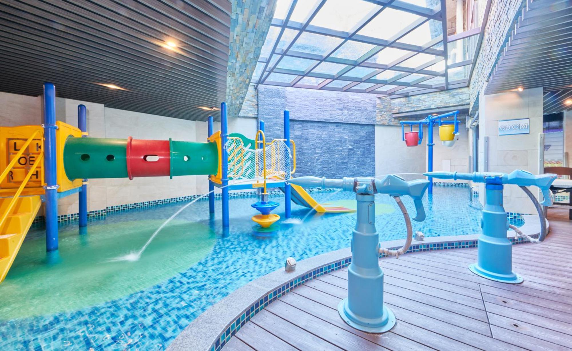 Grand Bay Resort Hotel Hengchun Old Town Exterior foto The children's pool