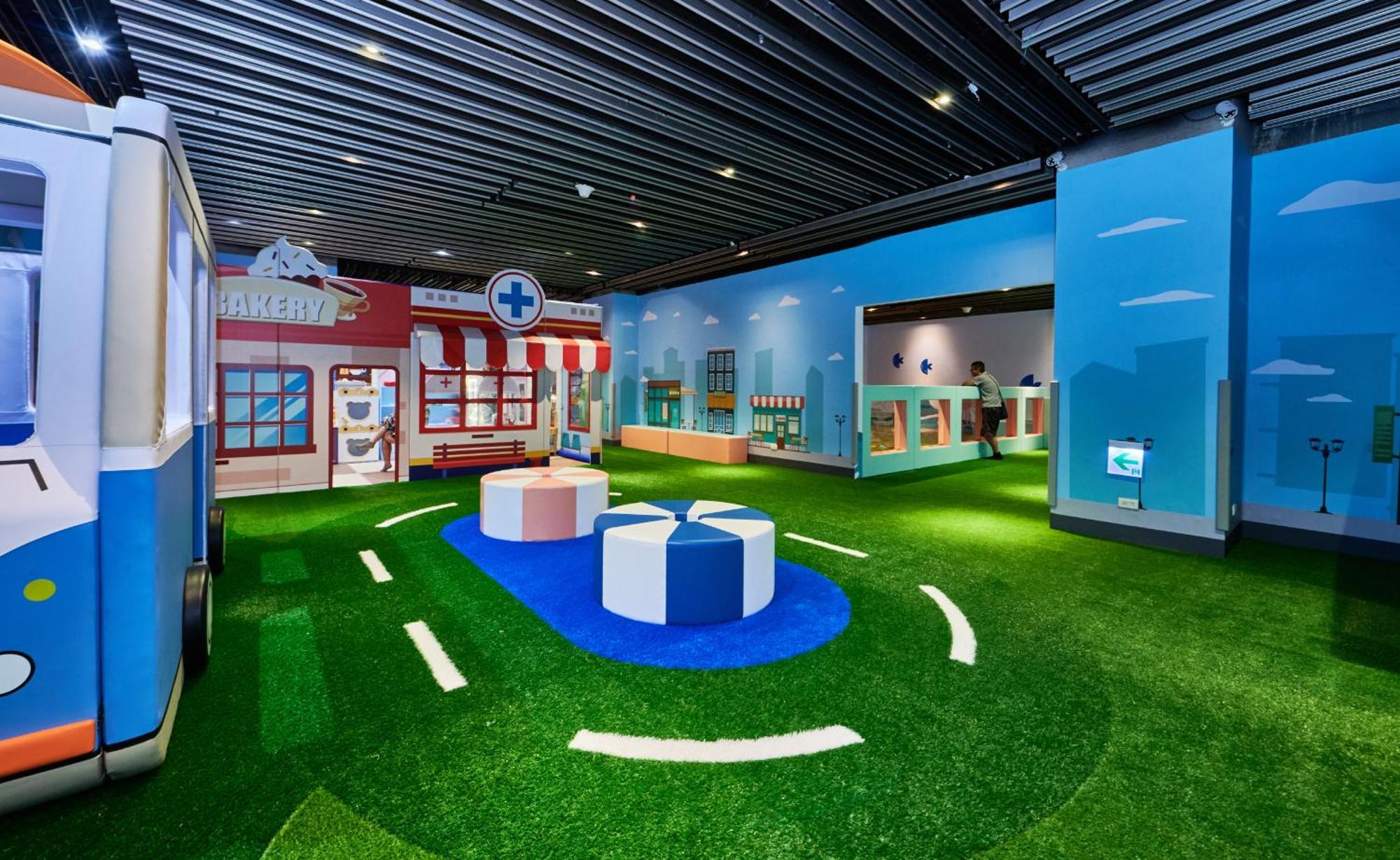 Grand Bay Resort Hotel Hengchun Old Town Exterior foto The Children's Museum of Oakville