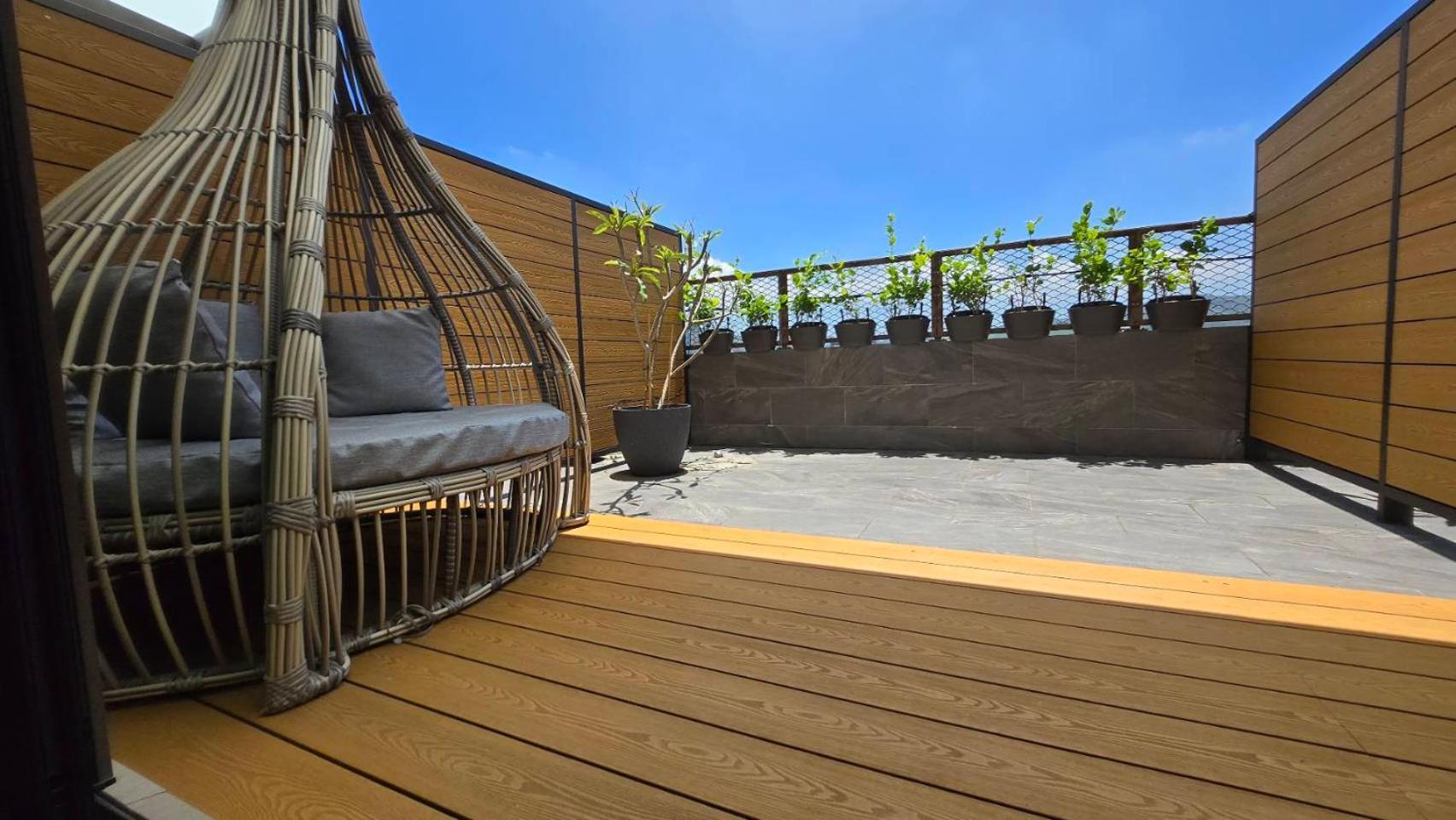 Grand Bay Resort Hotel Hengchun Old Town Exterior foto Composite wood