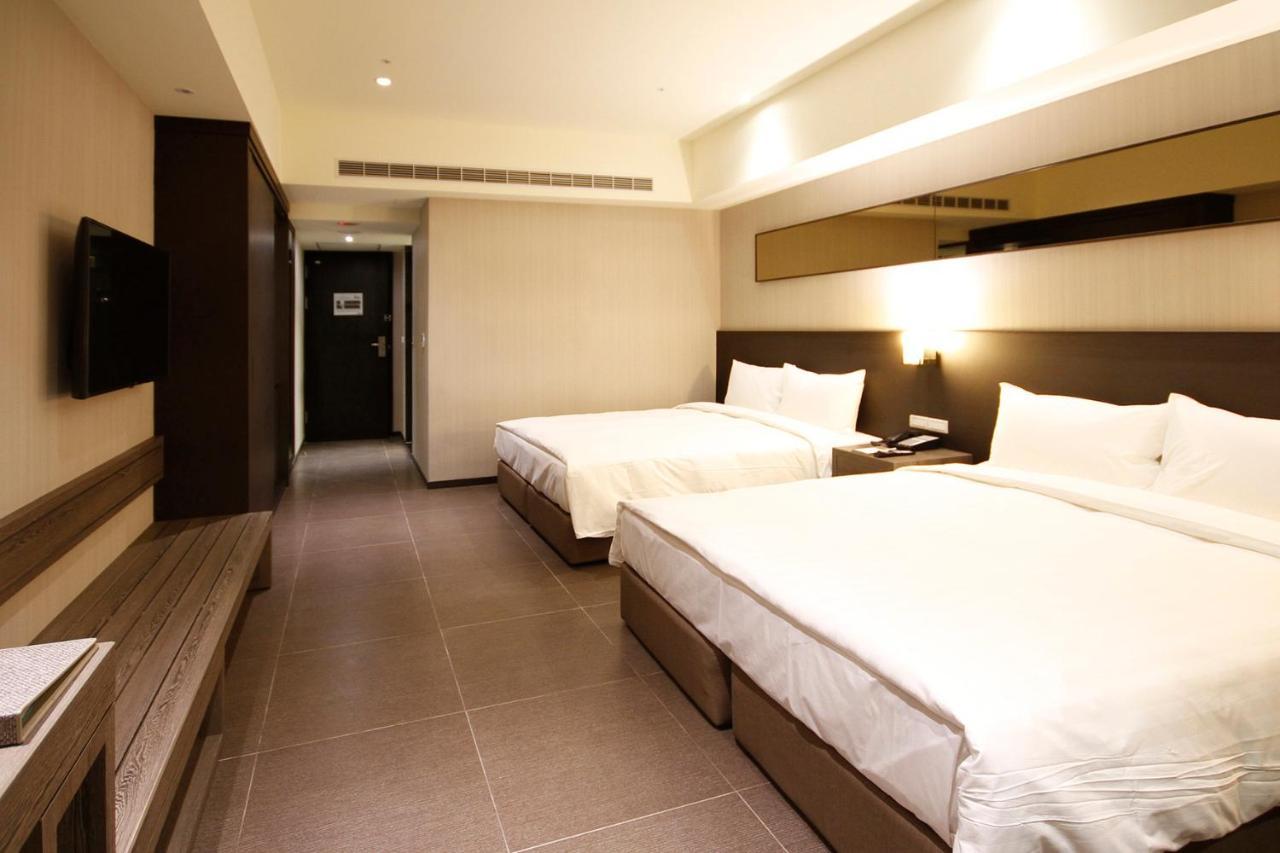 Grand Bay Resort Hotel Hengchun Old Town Exterior foto Deluxe Triple Room